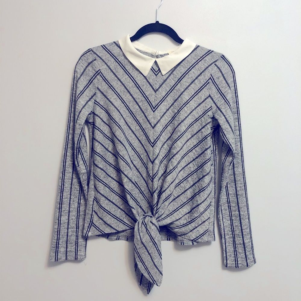 3 FOR $30 -- Monteau Tie Front Collared Sweater (M)